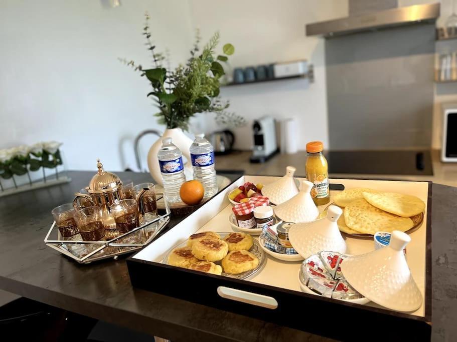 Wondersuite Appartement - Centre Ville Avec Parking Couvert -15Mn De Paris Et 10 Mn De Stade De France, Wifi, Netflix Deuil-la-Barre Eksteriør billede